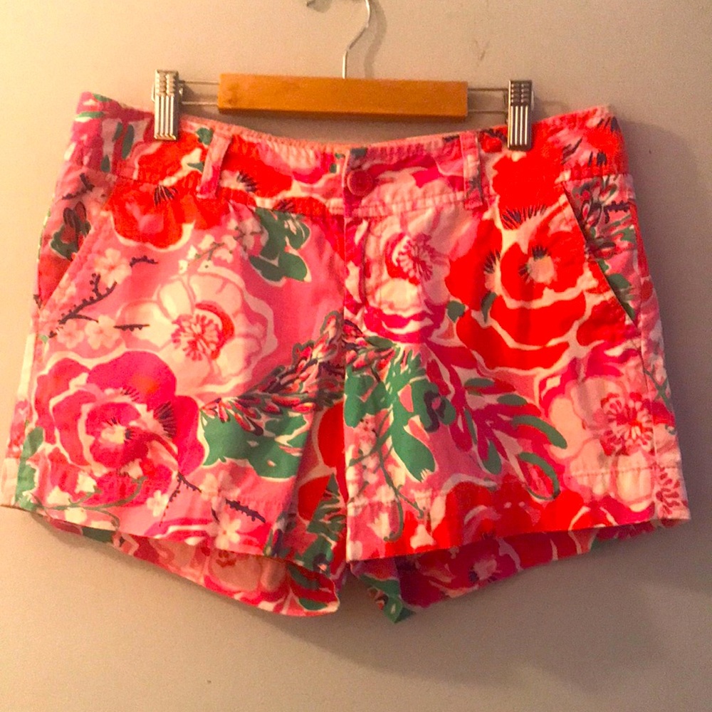 Lilly Pulitzer shorts. Size 6.